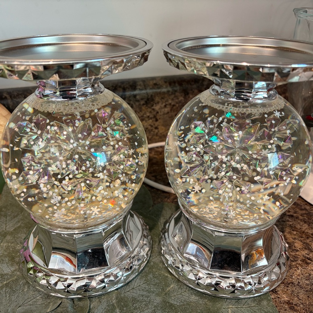 Bath & Body Works Iridescent Snowflake Globe Candle Holders - Silver